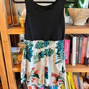 Tropical Print Summer jumpsu 🌺 Black Ribbed Top | Palm Leaves | Size S | Vacati